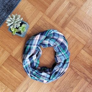 Aerie scarf